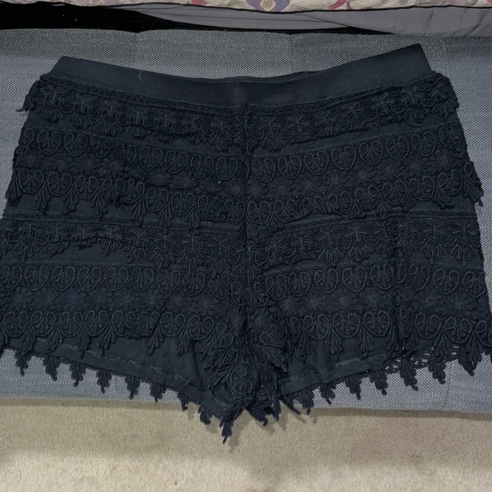 Express Lace Shorts - size M